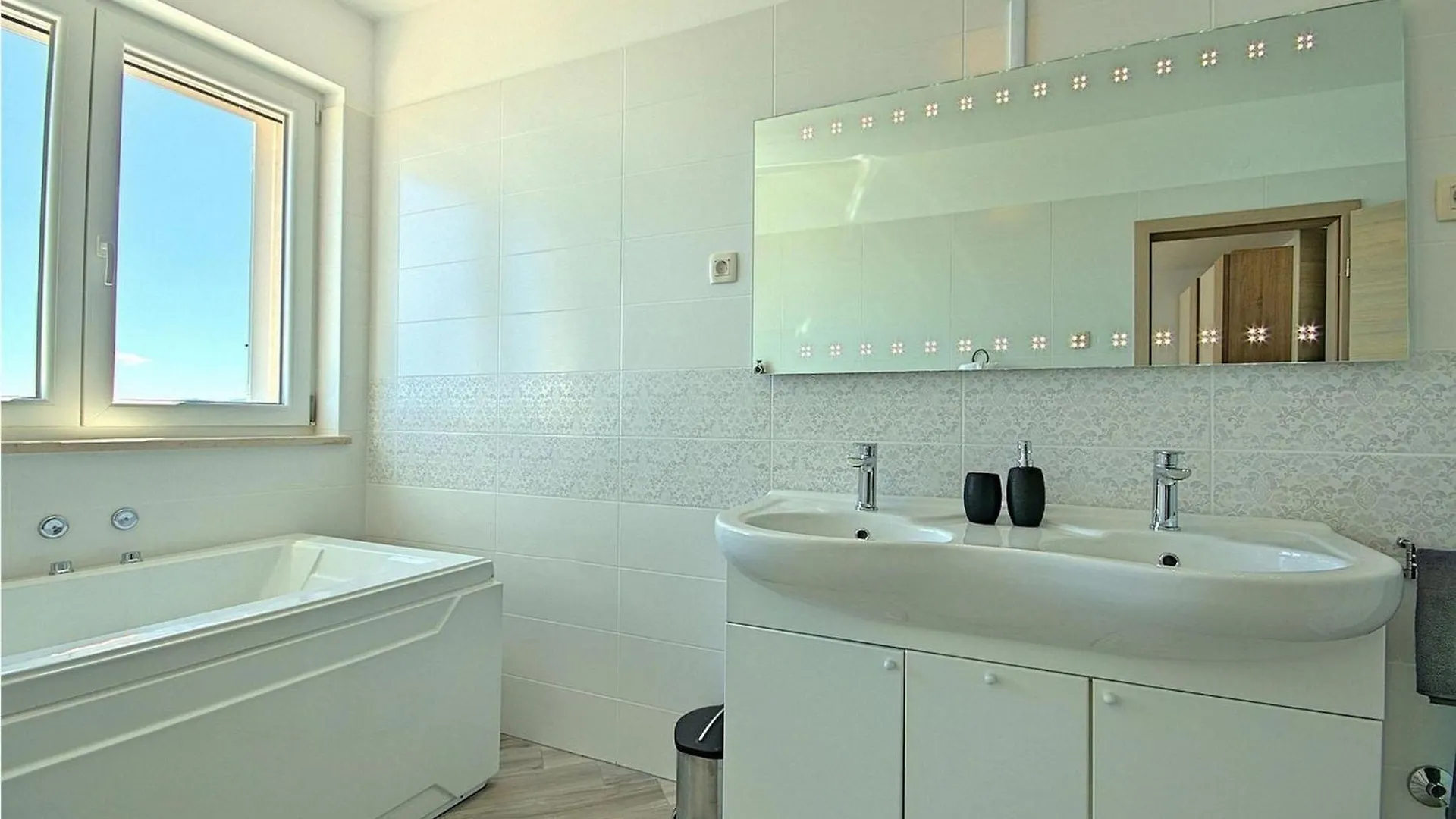 Villa Kalina Brsec Holiday home