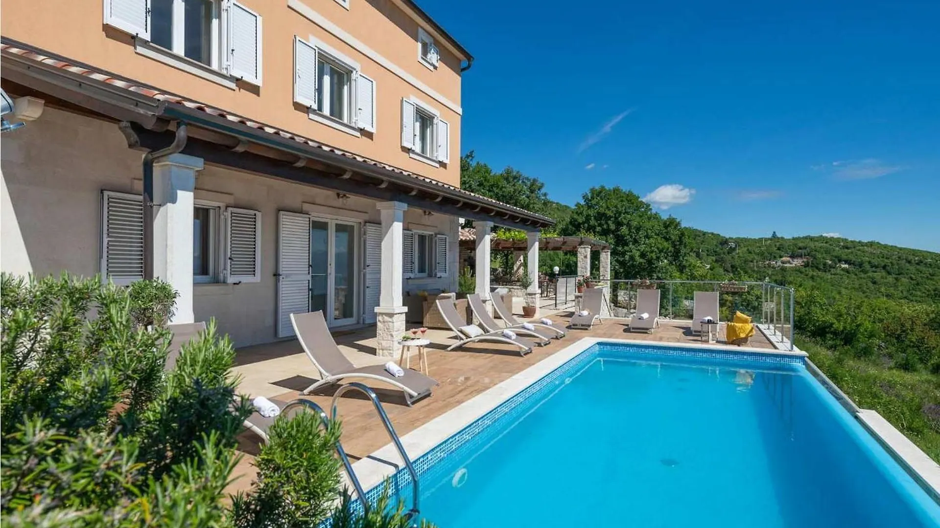 Holiday home Villa Kalina Brsec