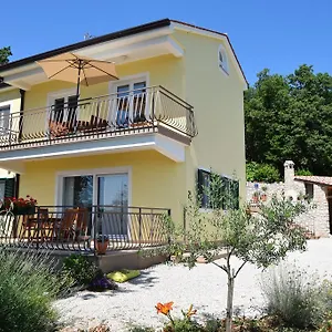 Sandra Apartment